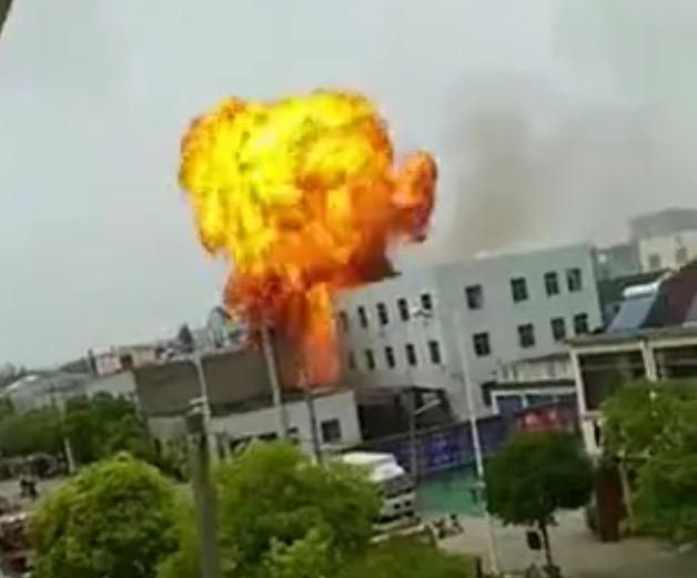 20200515江苏丹阳一胶粘剂加工点爆燃致2死8伤