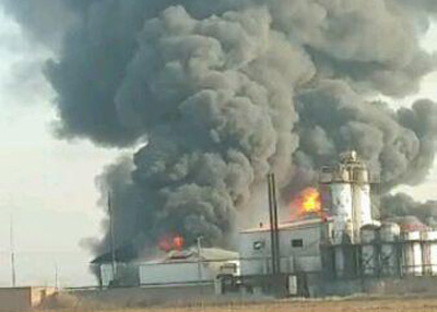 20151228 河北沧州双宇化工爆炸起火